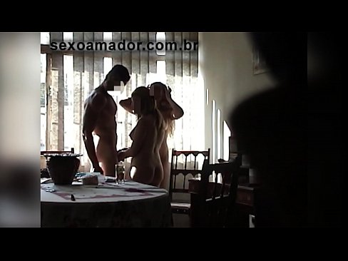 ❤️ 섹스 친구 초대 거대한 남자와 그와 삼인조 ☑  섹스 ko.onlyhdporn.ru에서